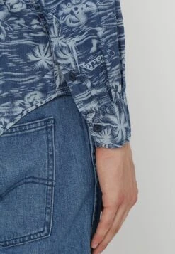 URBAN CLASSICS Printed Palm - Overhemd - Light Blue Wash 13 URBAN CLASSICS Printed Palm - Overhemd - Light Blue Wash -Urban Classics d6026cb7825b4fe399eb763d9d875887