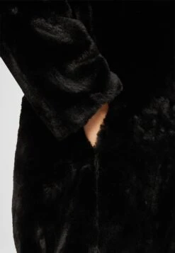 URBAN CLASSICS Mantel - Black 15 URBAN CLASSICS Mantel - Black -Urban Classics ddc889c9acbe4afc982a412fdd638747