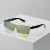 URBAN CLASSICS Sunglasses - Zonnebril - Gold Mirror/Black -Urban Classics e149f5893be844ce82214f02e904eea3