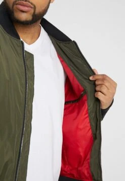 URBAN CLASSICS 2-Tone Jacket - Bomberjacks - Darkolive/Black -Urban Classics f103348e98724be3ae7296e6e818f929