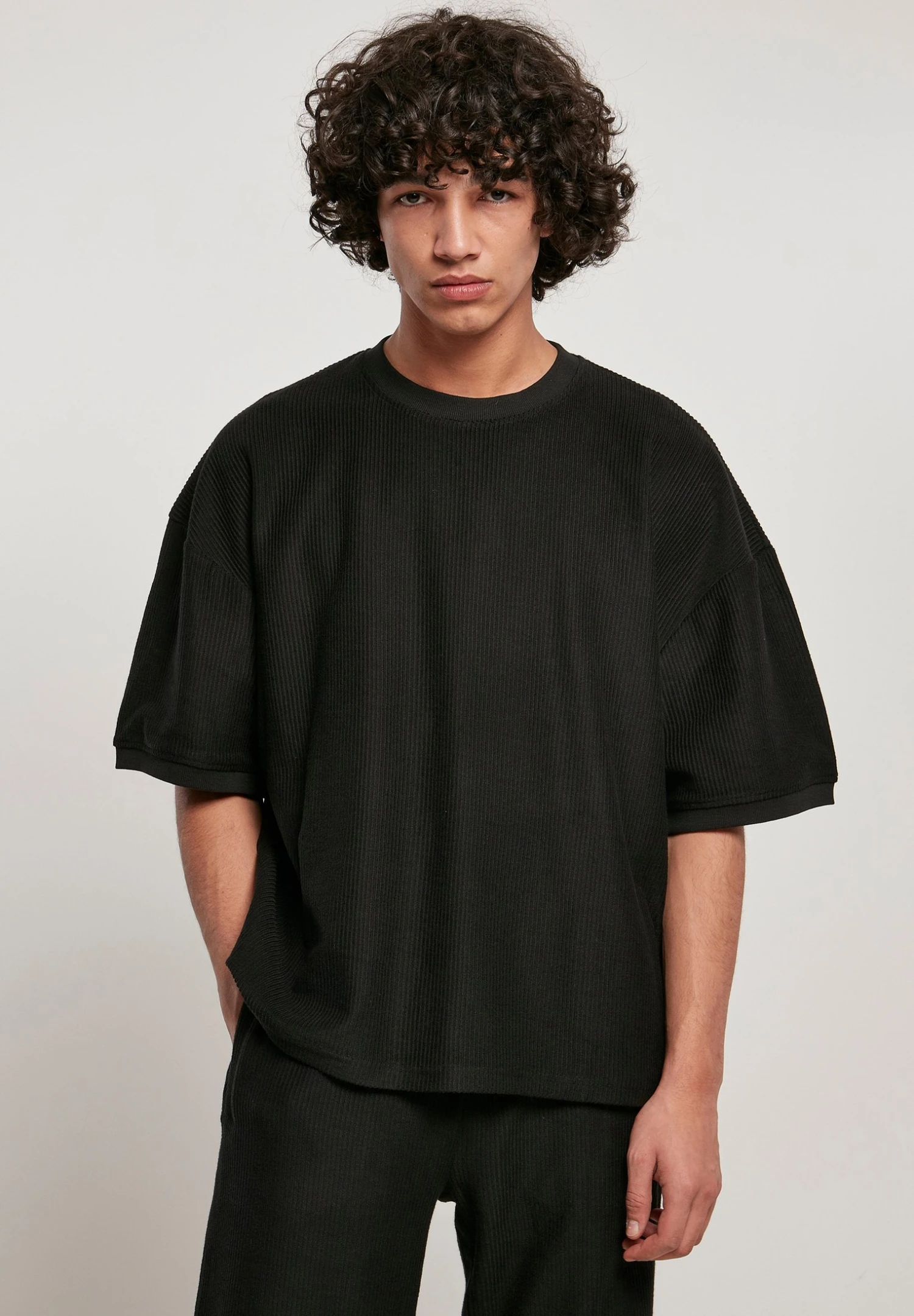URBAN CLASSICS Terry Boxy - T-Shirt Basic - Black 3 URBAN CLASSICS Terry Boxy - T-Shirt Basic - Black