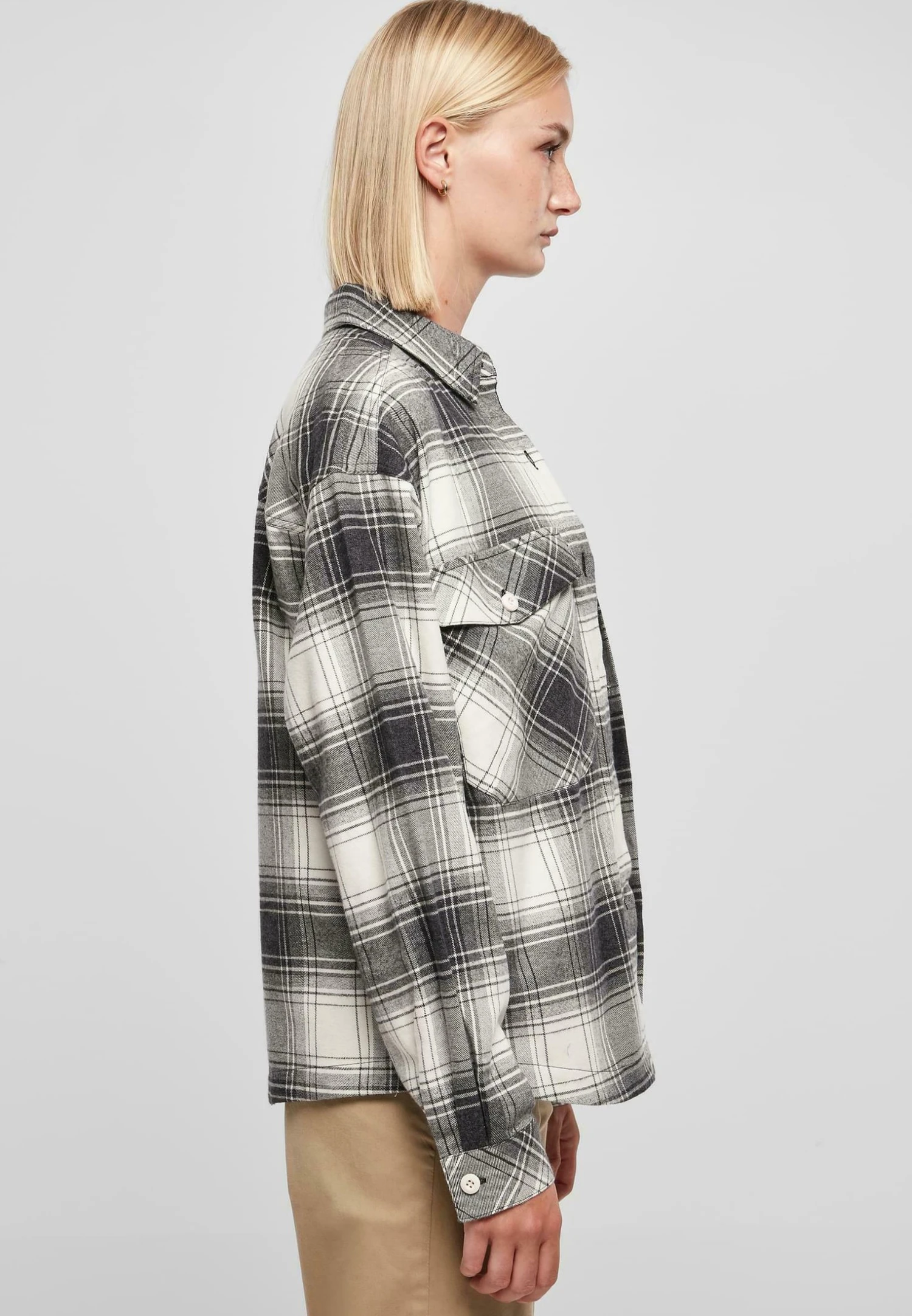 URBAN CLASSICS Oversized- Overhemdblouse - Whitesand Black 6 URBAN CLASSICS Oversized- Overhemdblouse - Whitesand Black - Afbeelding 4