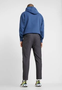 URBAN CLASSICS Comfort Cropped Pants - Broek - Darkgrey -Urban Classics fe937e4b0a884146b1bcdca33ce9ea5d