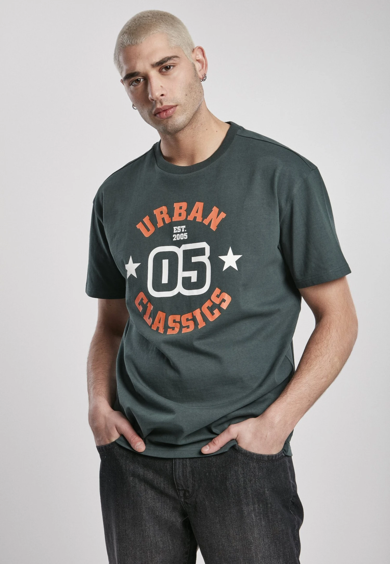 URBAN CLASSICS College Print Tee - T-Shirt Print - Bottlegreen 3 URBAN CLASSICS College Print Tee - T-Shirt Print - Bottlegreen